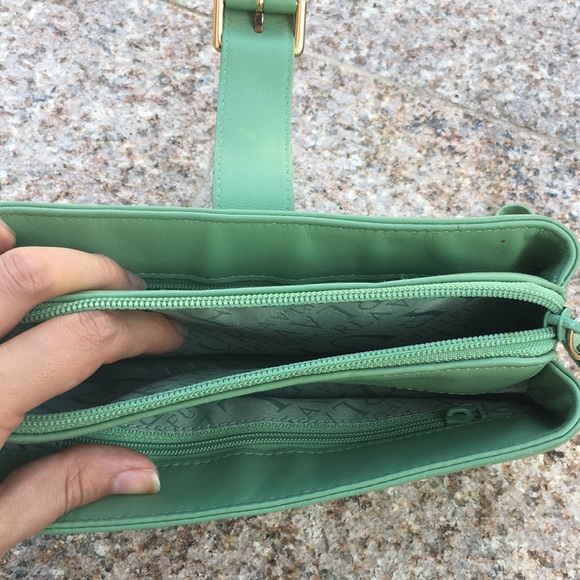 Furla small light green bag wristlet - Picture 2 of 7
